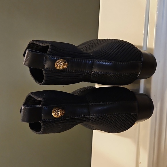 Kurt Geiger Black Ribbed Ankle Boots - Picture 5 of 5